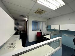 Chiat Hong Building (D7), Office #566235791